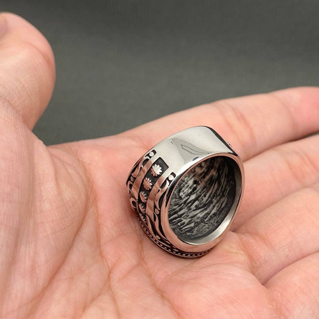 Black Agate Inlaid Stainless Steel Ring