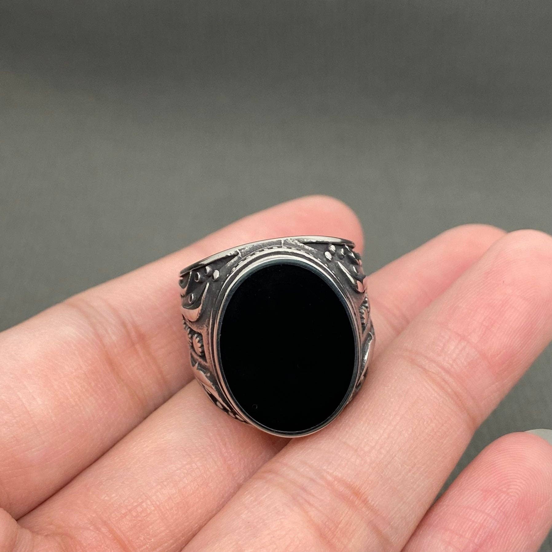 Black Agate Inlaid Stainless Steel Ring