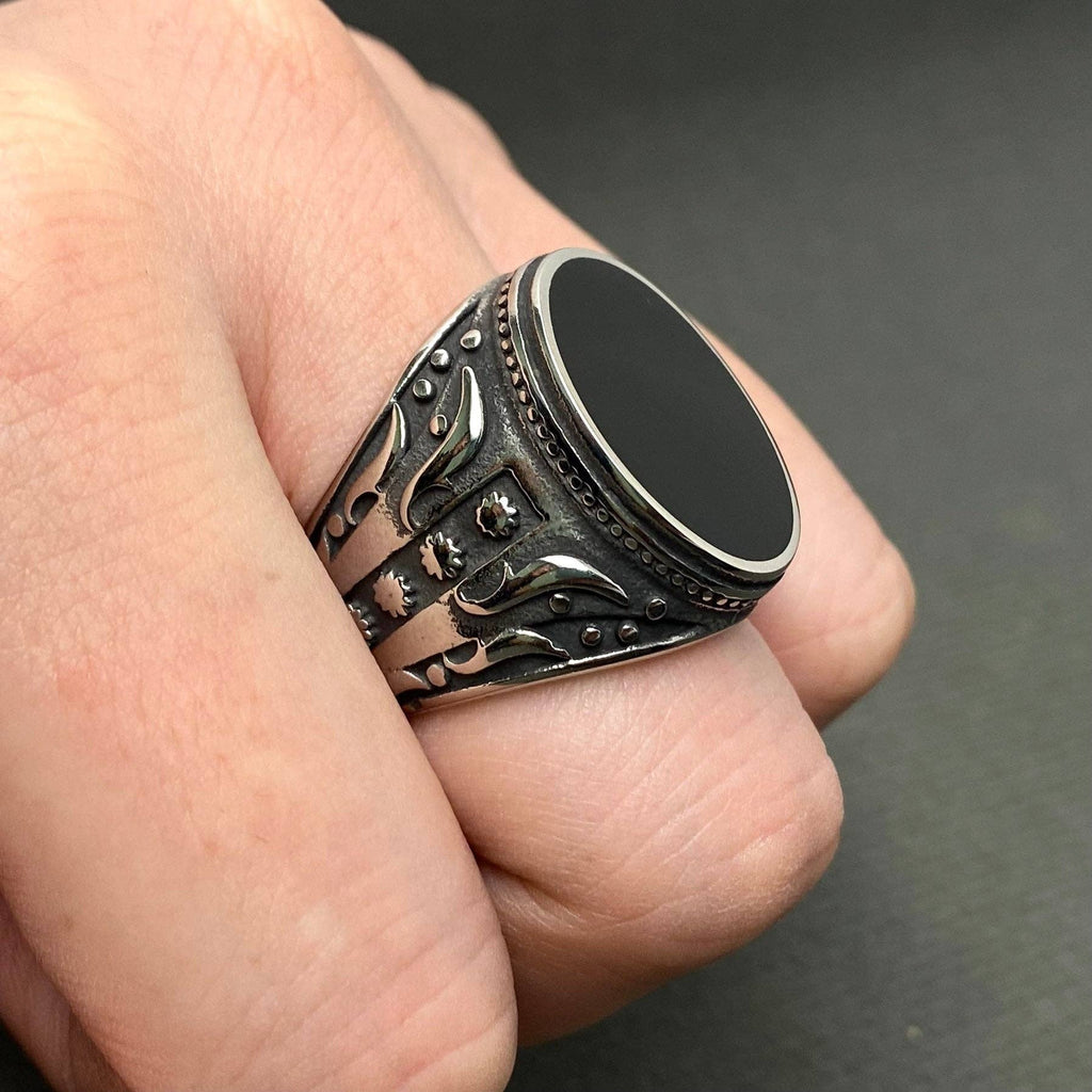 Black Agate Inlaid Stainless Steel Ring